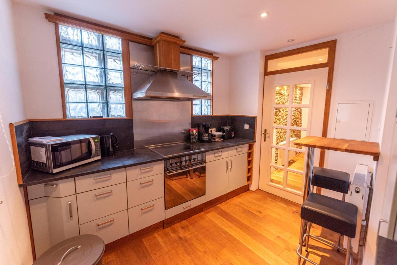 Appartement Designer Unterkunft In 15. Jahrhundert Altbau 75 M² Fuer Max. 4 Personen à Eltville am Rhein Extérieur photo