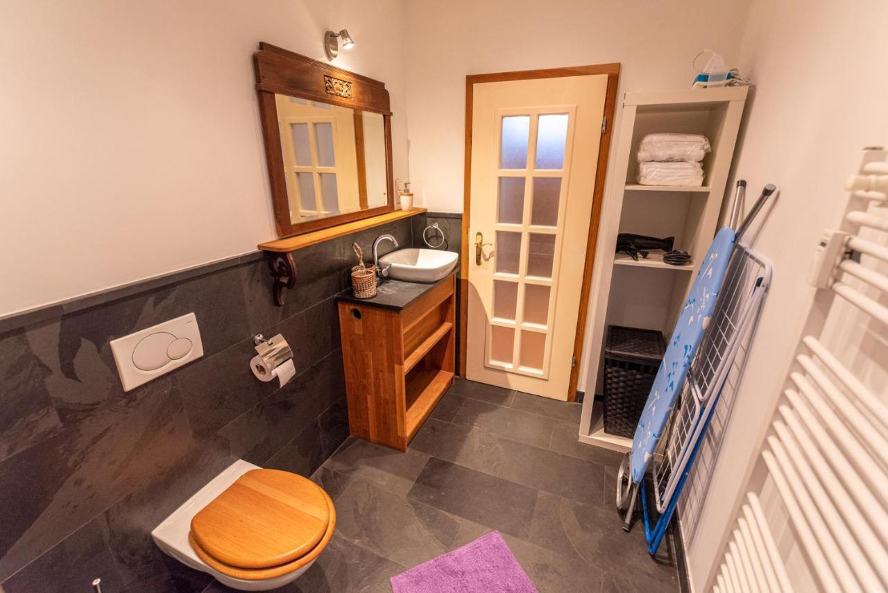 Appartement Designer Unterkunft In 15. Jahrhundert Altbau 75 M² Fuer Max. 4 Personen à Eltville am Rhein Extérieur photo