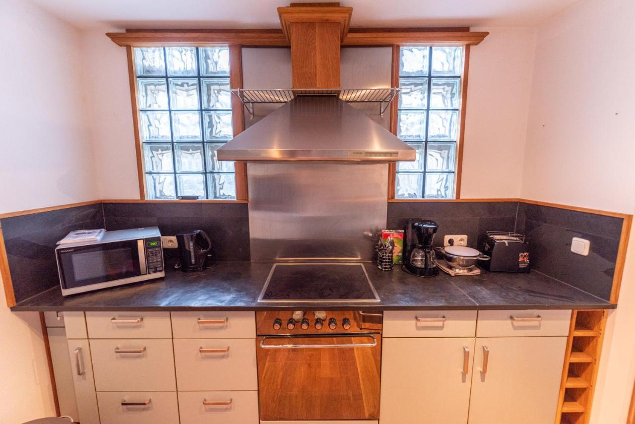 Appartement Designer Unterkunft In 15. Jahrhundert Altbau 75 M² Fuer Max. 4 Personen à Eltville am Rhein Extérieur photo