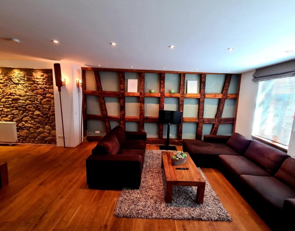 Appartement Designer Unterkunft In 15. Jahrhundert Altbau 75 M² Fuer Max. 4 Personen à Eltville am Rhein Extérieur photo